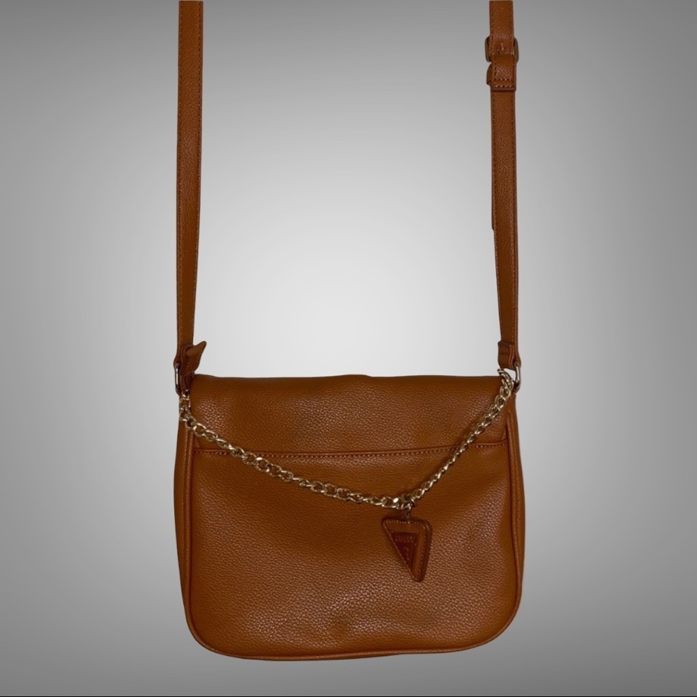 Guess Purse - Picture 5 of 9